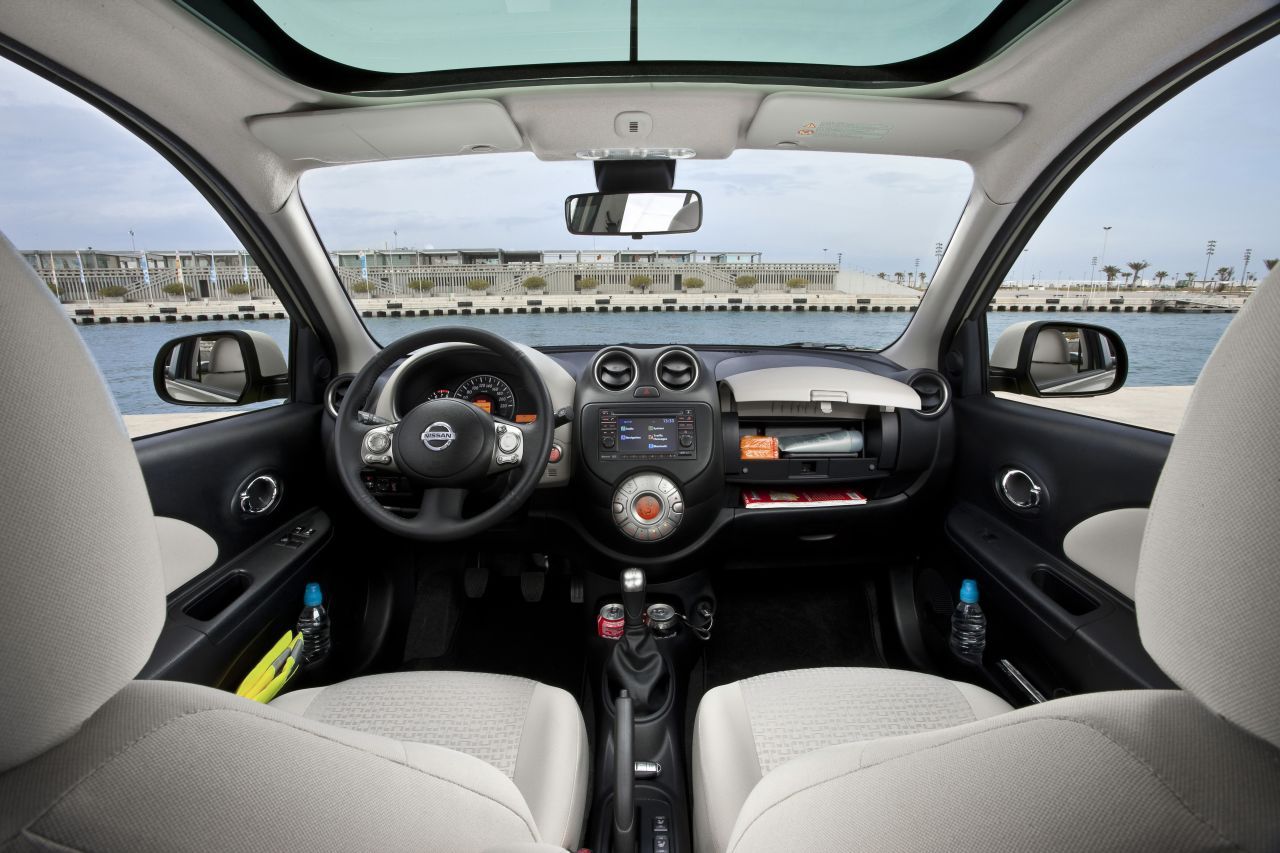 Interiorul noului Nissan Micra are materiale mai bune si o ergonomie exemplara