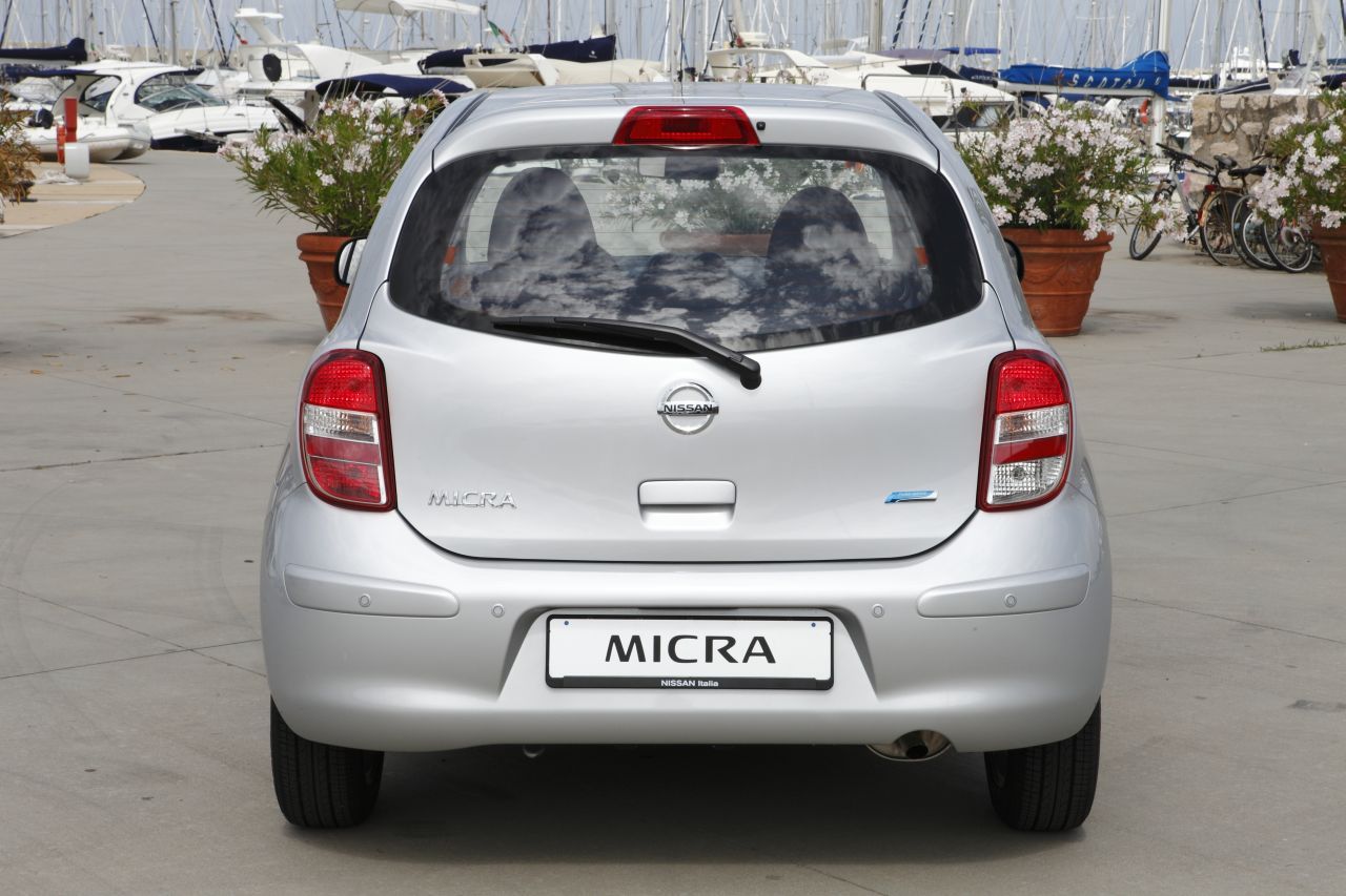 Nissan Micra ofera un inedit sistem de asistenta la parcare, cu 3 nivele de experienta