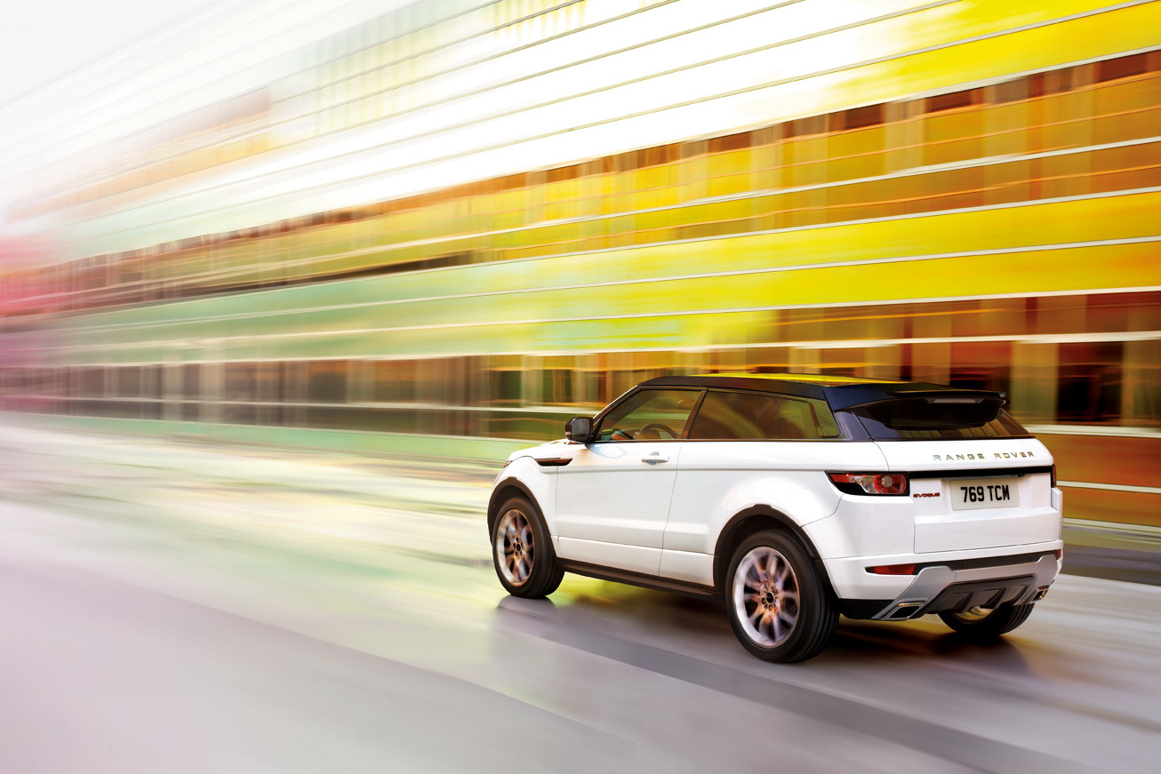Range Rover Evoque are cel mai agresiv design in gama masinilor Land Rover