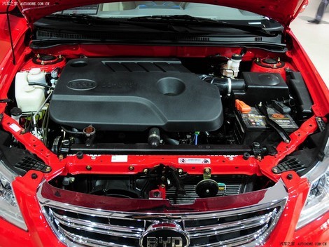 BYD G3R are un motor de 1,5 litri, care dezvolta 109 CP si consuma 6,5 litri/100 km