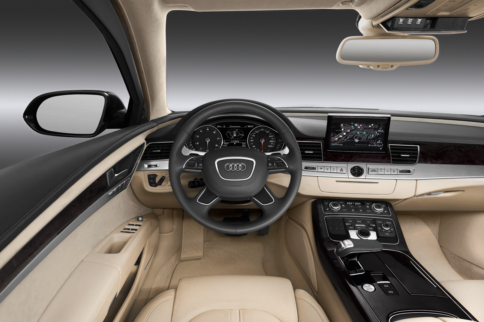 Interiorul lui Audi A8 L Security beneficiaza de toate dotarile de lux si confort din lista