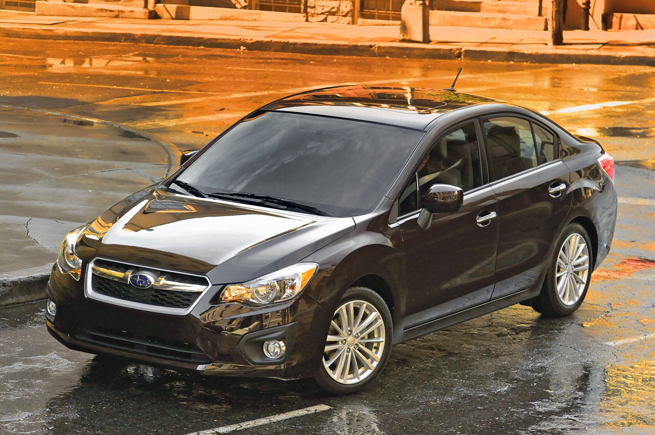 Noul Subaru Impreza are dimensiuni exterioare similare cu ale precedentei generatii