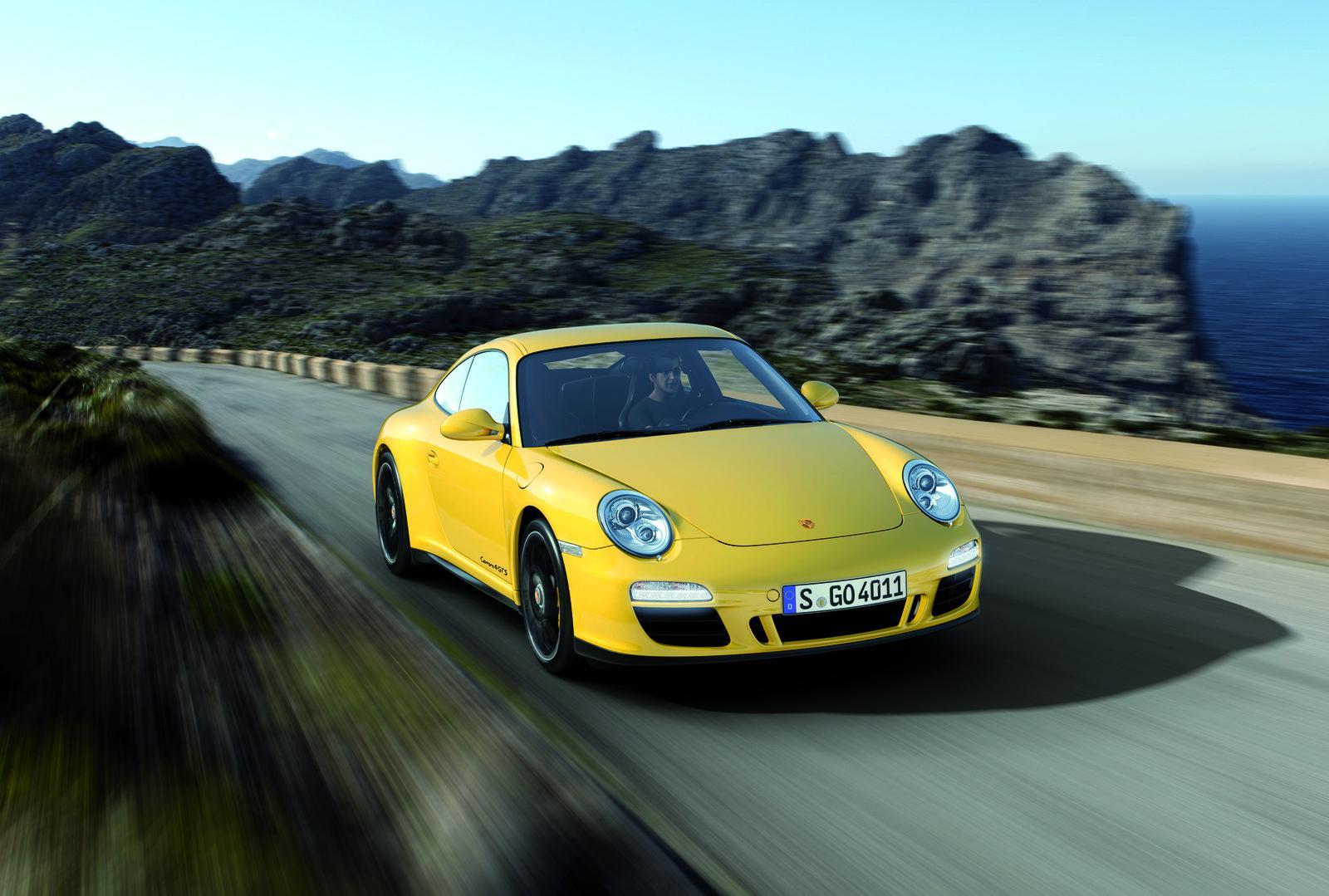 Noua versiune cu tractiune integrala Porsche 911 Carrera 4 GTS