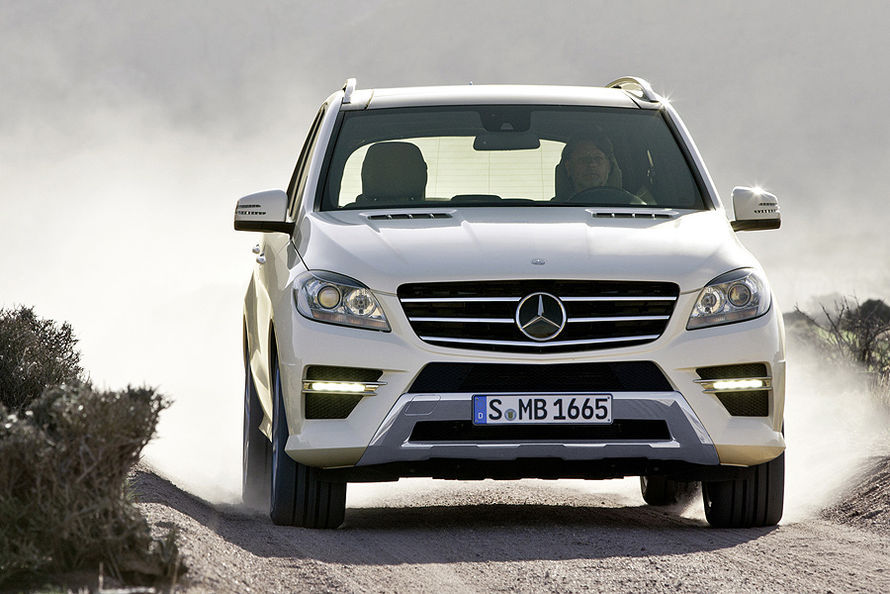 Noul Mercedes Benz ML va fi oferit la inceput cu doua motoare diesel si unul pe benzina