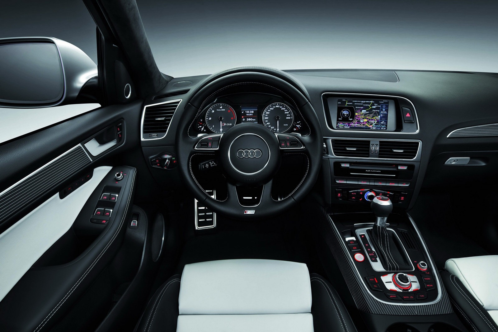Pretul de baza pentru Audi SQ5 TDI va fi de 58.500 euro in Germania