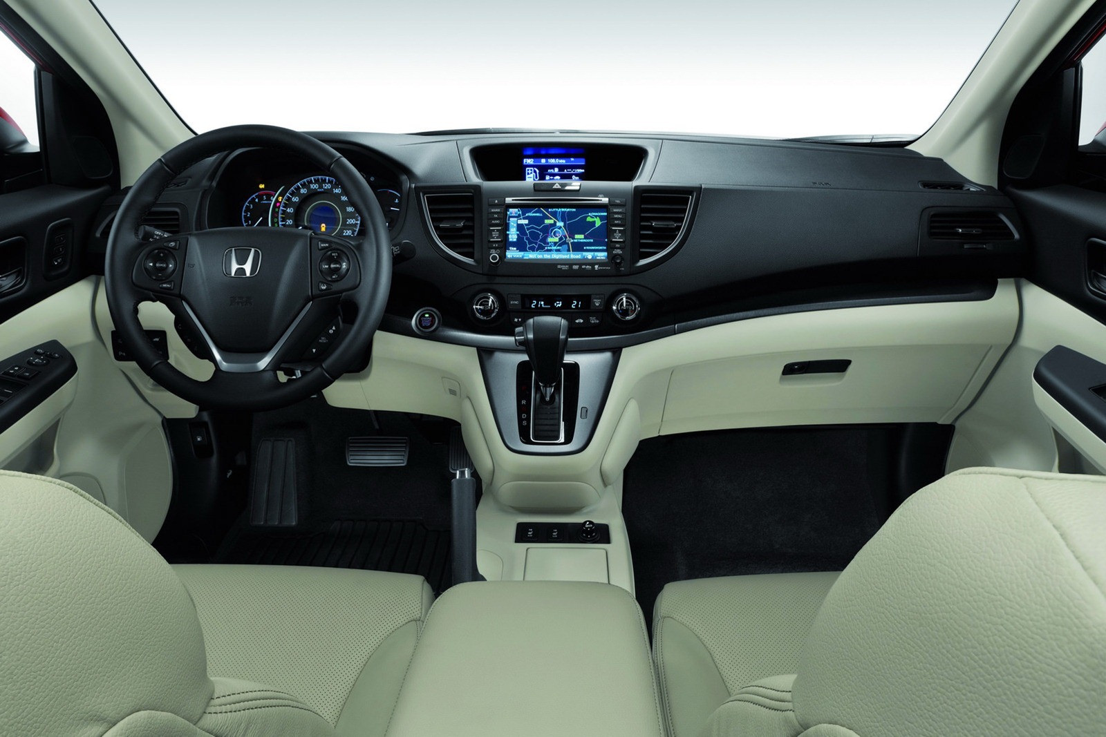 Interiorul noii Honda CR-V promite o calitate mai buna si un stil mai elegant