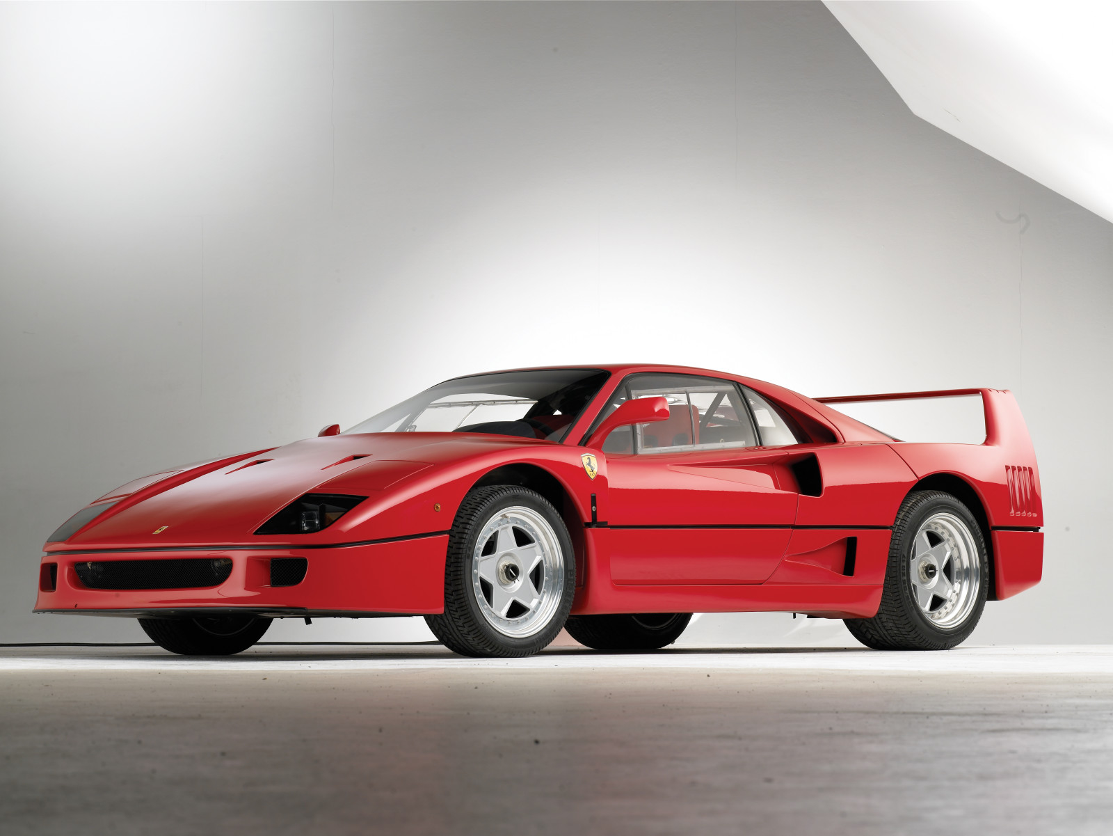 F40 - precursorul supercarurilor Ferrari