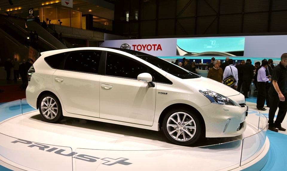 Toyota Prius+ - emisii CO2 de circa 106 g/km