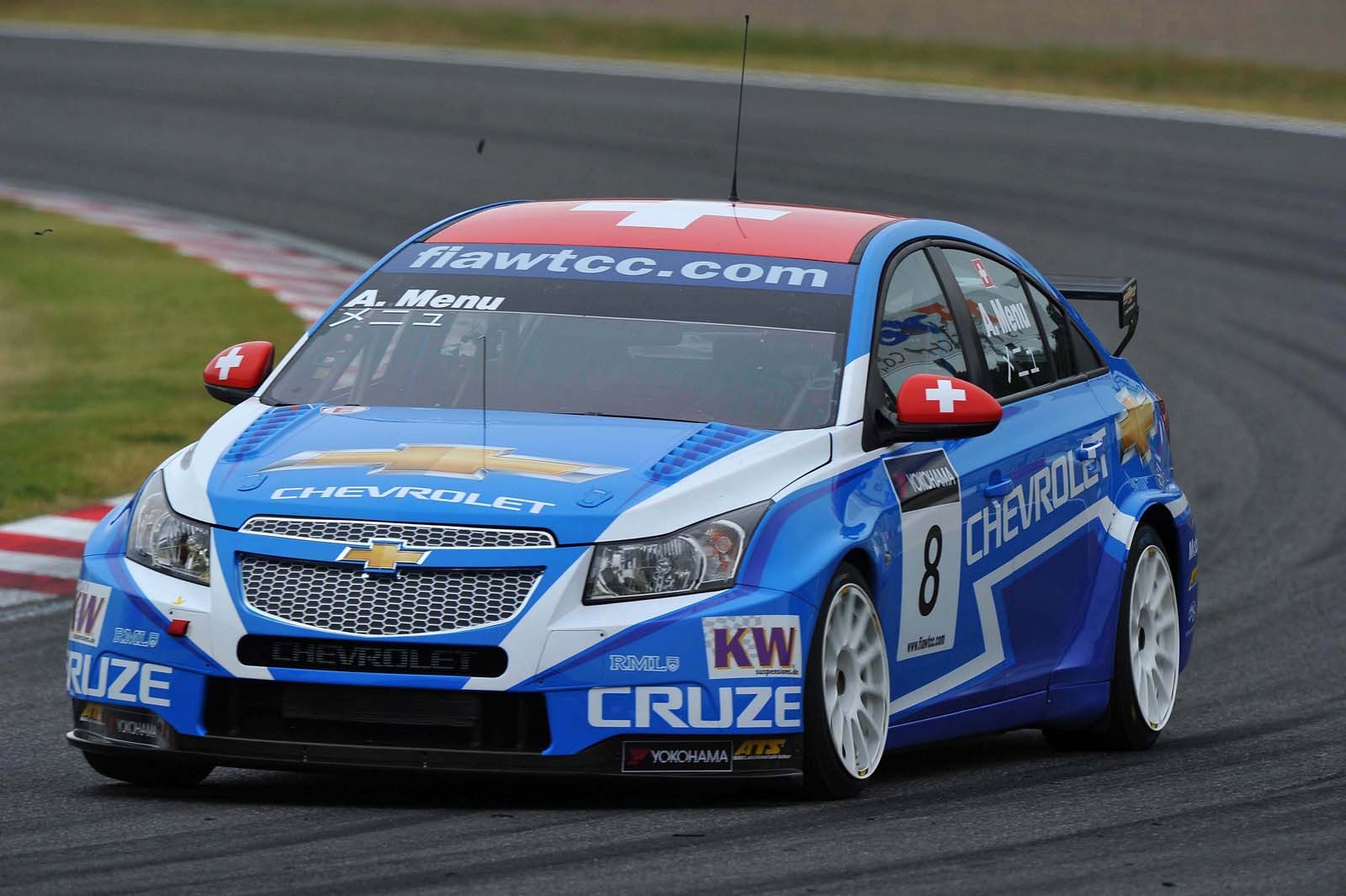 Chevrolet Cruze a castigat in 2010 si 2011 titlurile la piloti si constructori in WTCC