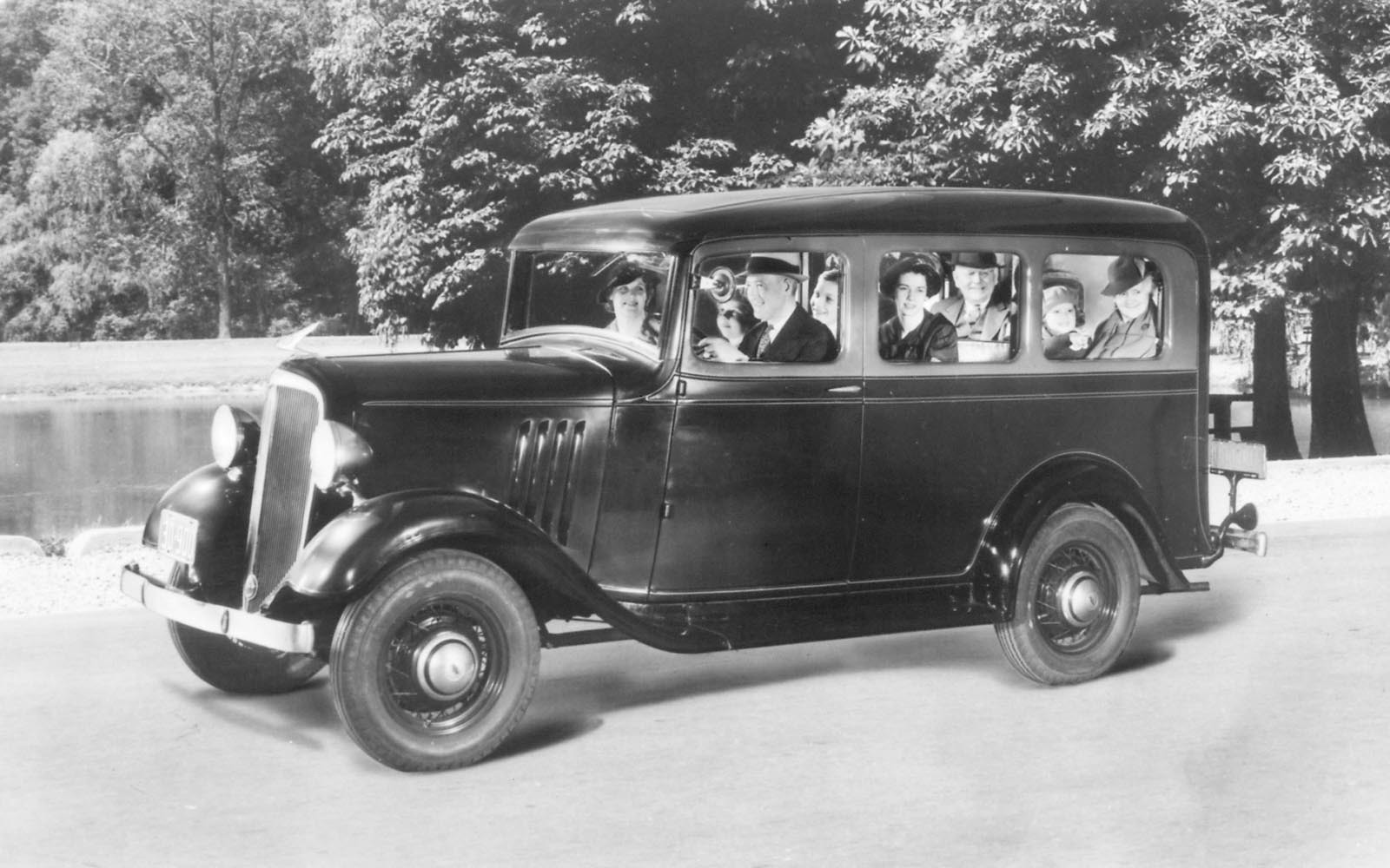 A doua generatie Chevrolet Suburban a fost, practic, prima destinata clientilor obisnuiti