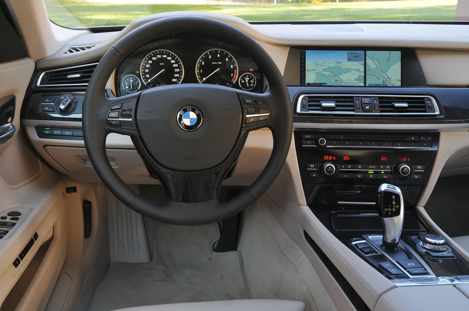 BMW Seria 7 - somptuos