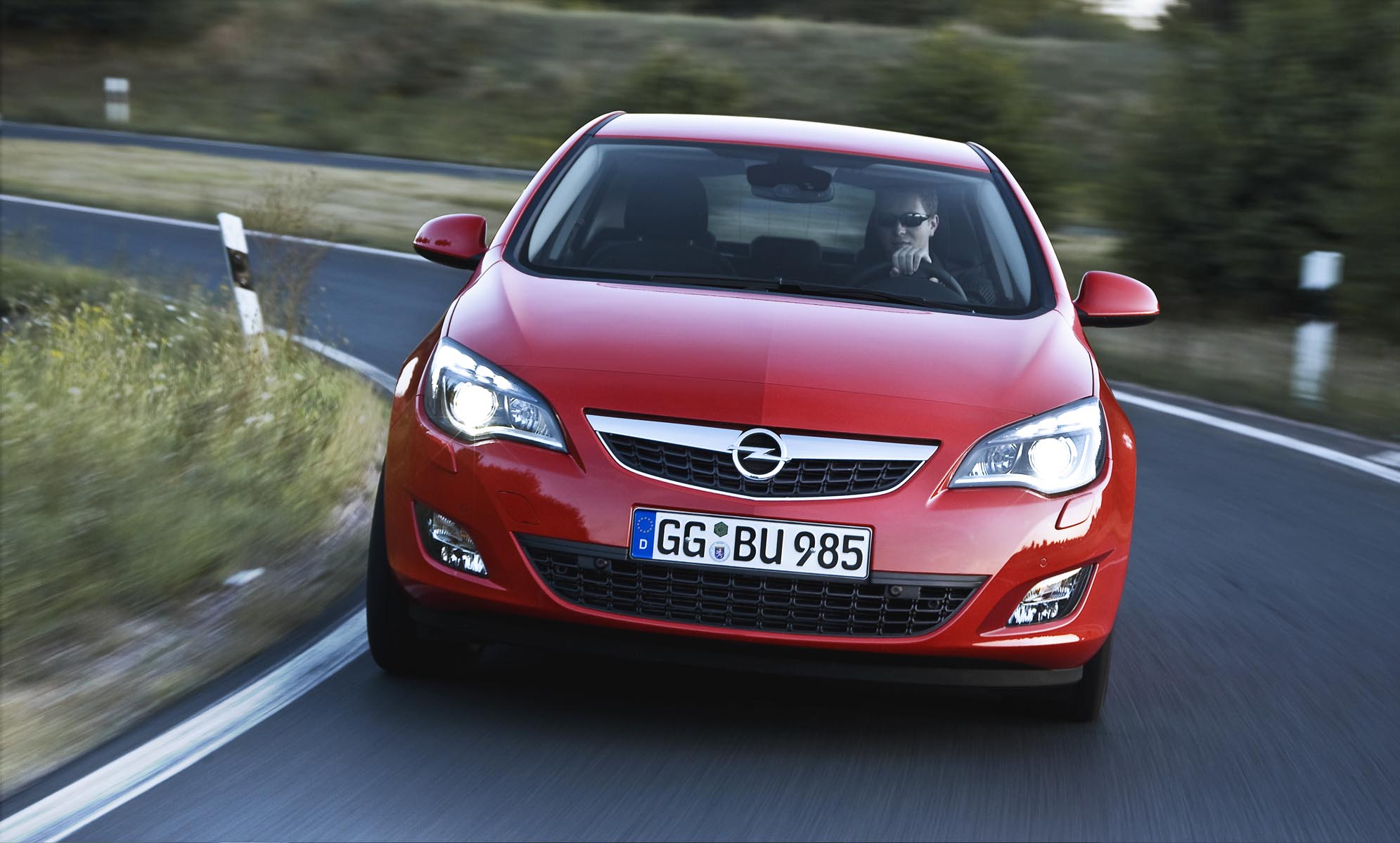 Noul Opel Astra vine cu o oferta extrem de matura si nu poate fi ignorat in peisajul clasei compacte