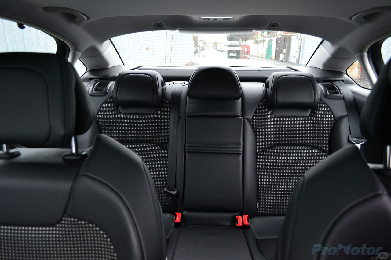 Citroen C5 facelift 2012 interior