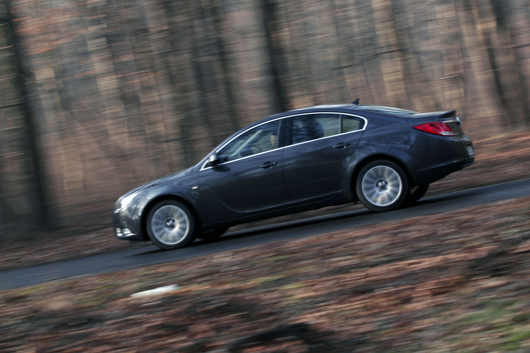 Opel Insignia lateral