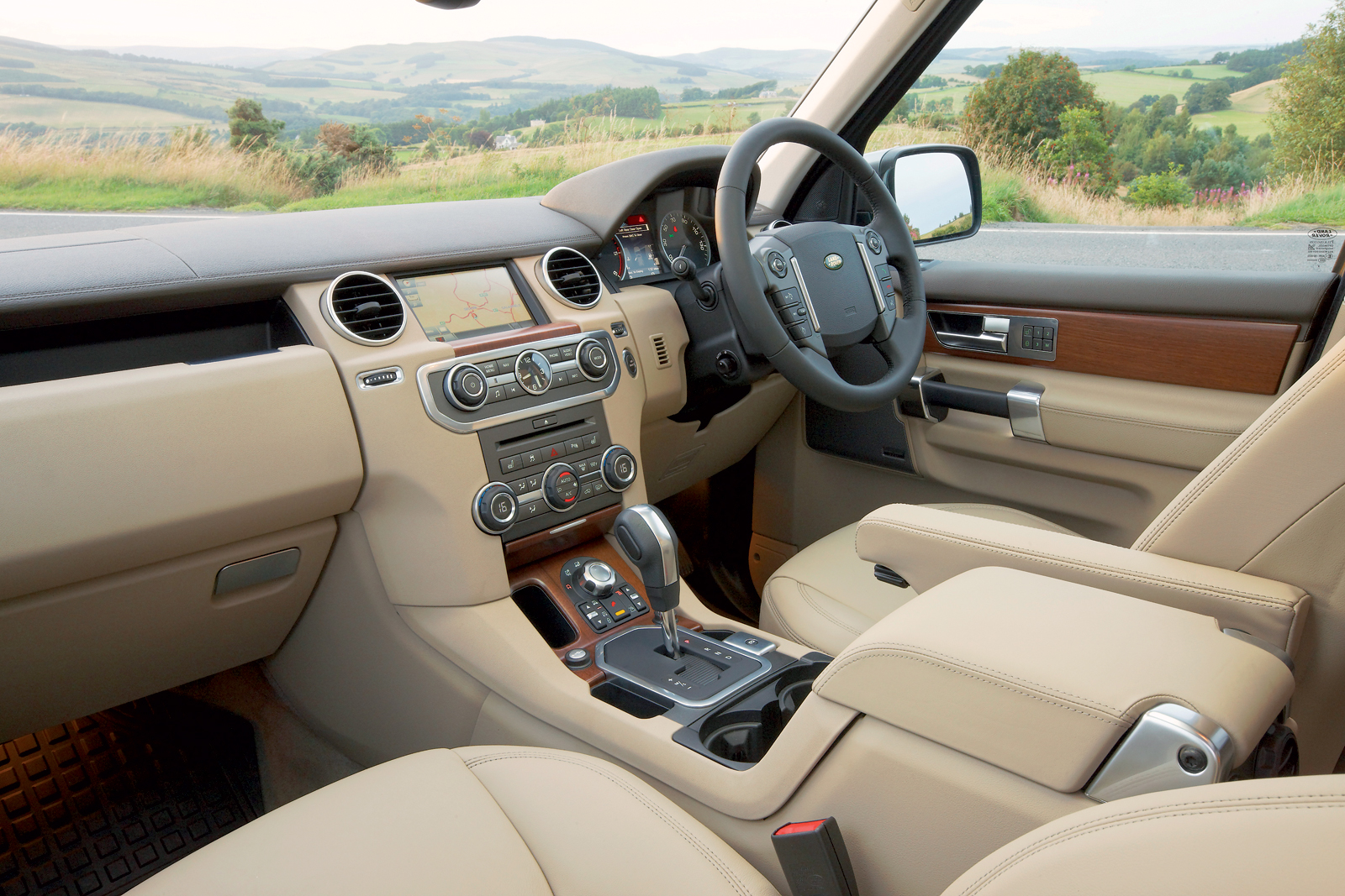 Land Rover Discovery 4