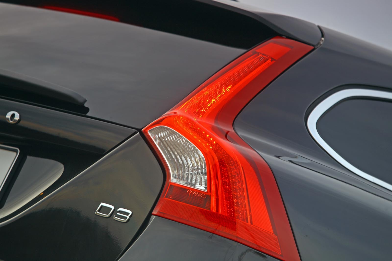 Consumul lui Volvo V60 D3 Geartronic este putin cam mare: in test, 8,5 litri/100 km