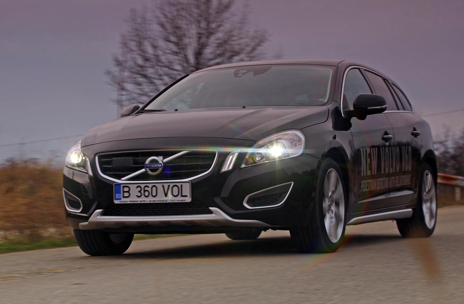 Pret versiune de baza Volvo V60 D3: 33.356 euro. Pret model testat: 47.766 euro
