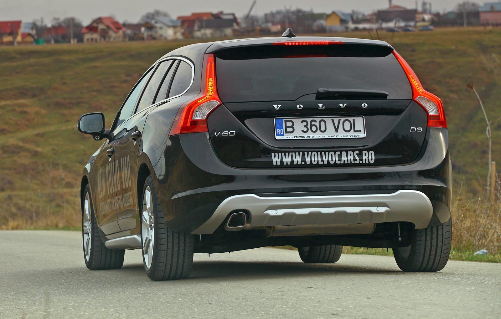 Volvo V60 are performante de franare de invidiat, inspirandu-ti siguranta totala
