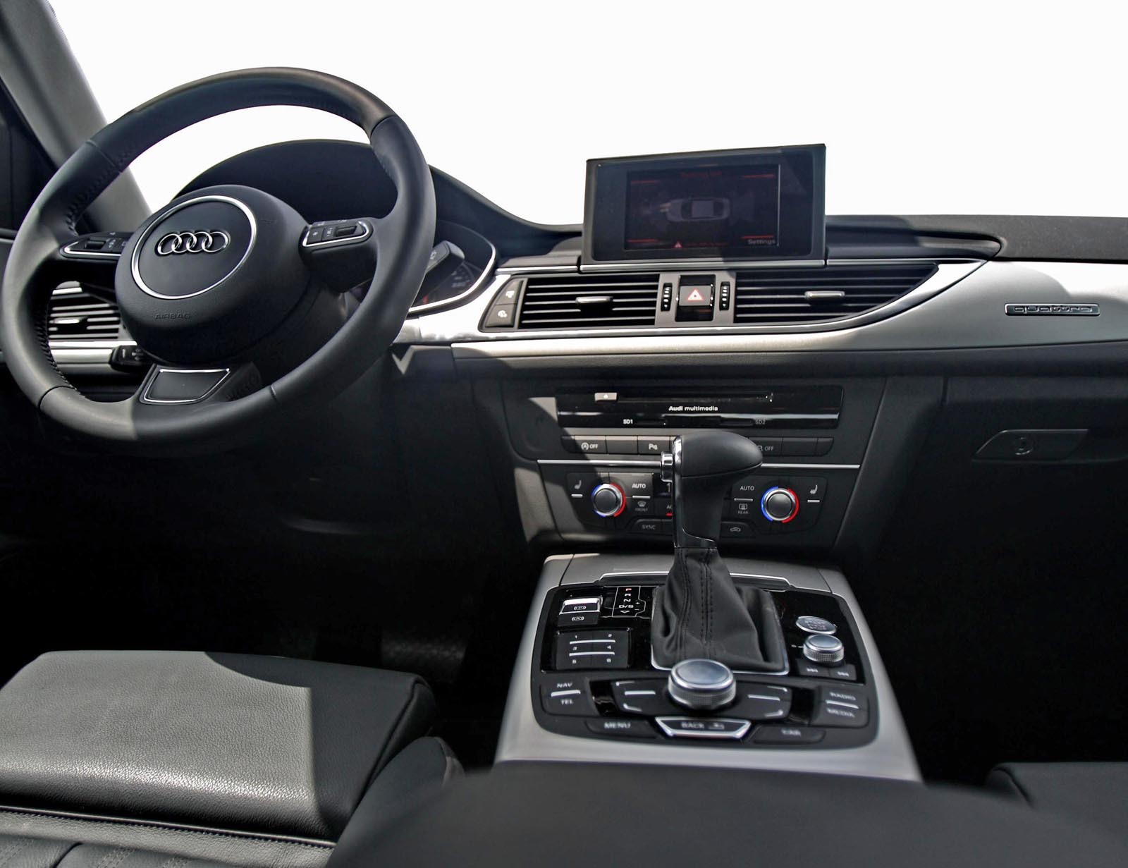 Audi A6 poate depasi lejer 80.000 euro, avand o lista bogata de optiuni de lux
