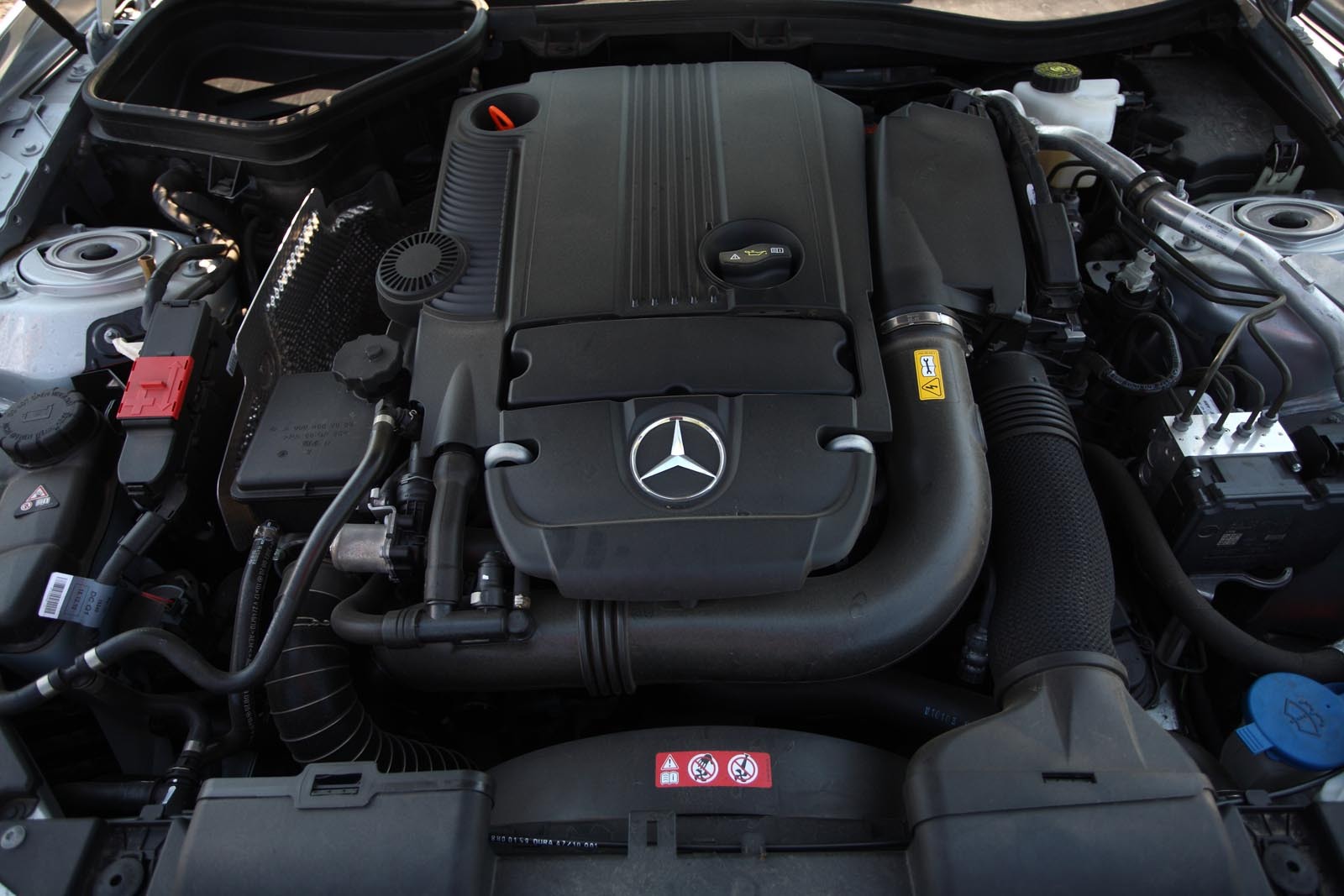 Motorul turbo de 1,8 litri dezvolta 184 CP si 270 Nm