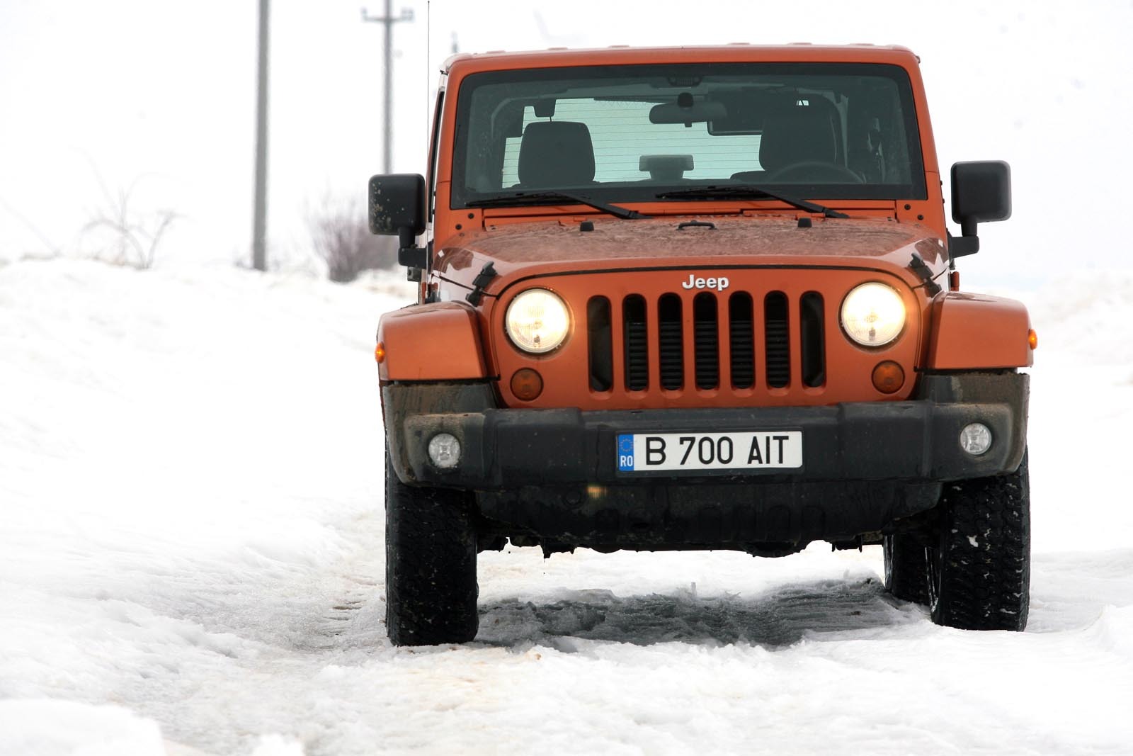 Jeep Wrangler reuseste sa obtina un consum mediu decent, sub 9 litri/100 km