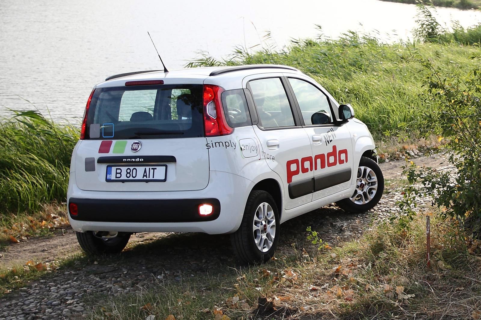 Acelasi stil, dar noul Fiat Panda pune accentul pe rotunjimi in locul muchiilor