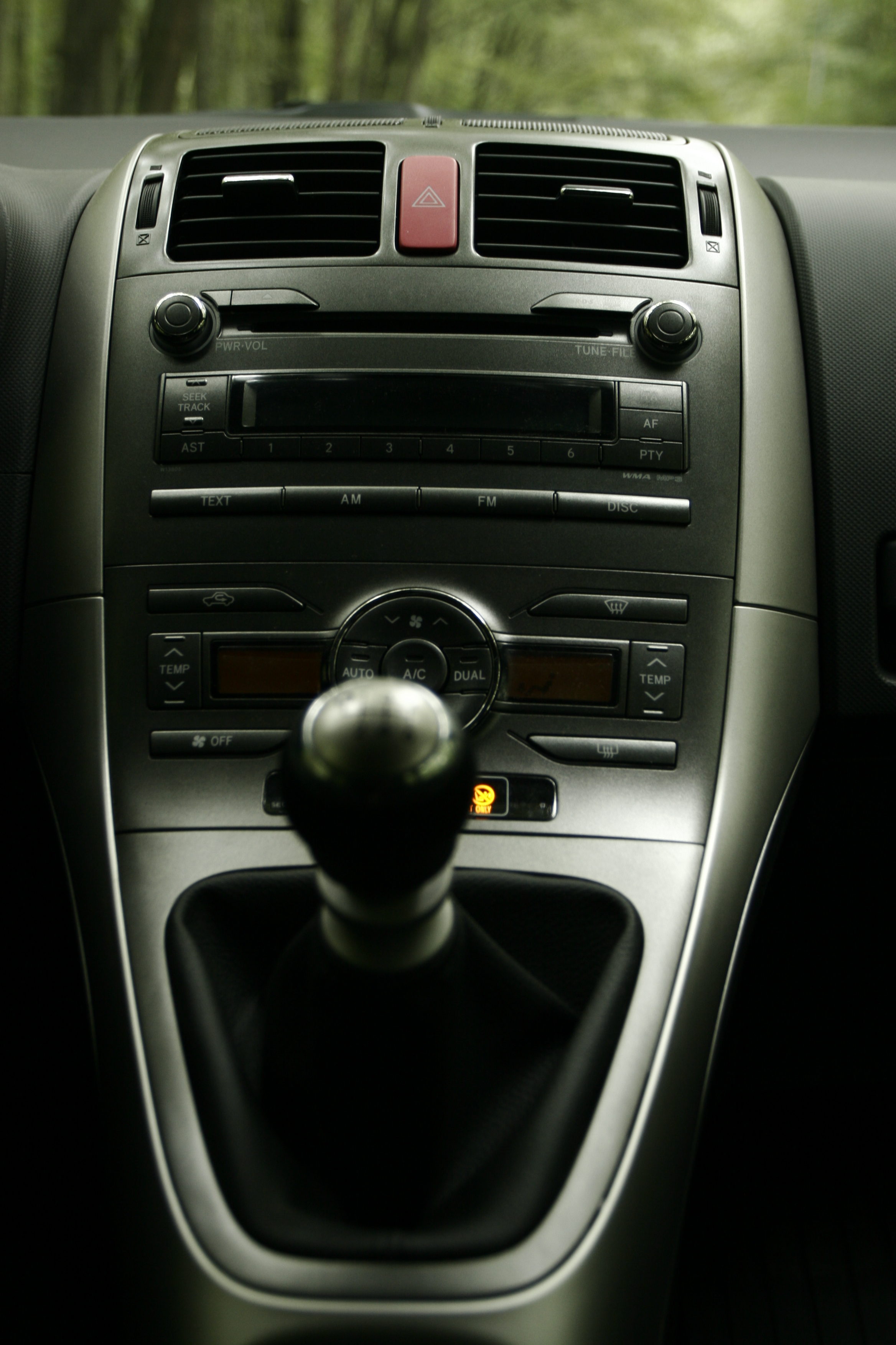 Toyota Auris - interior