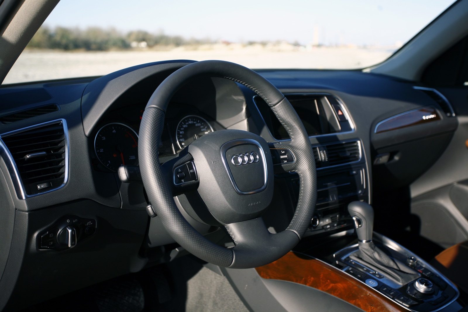 Interior tipic Audi