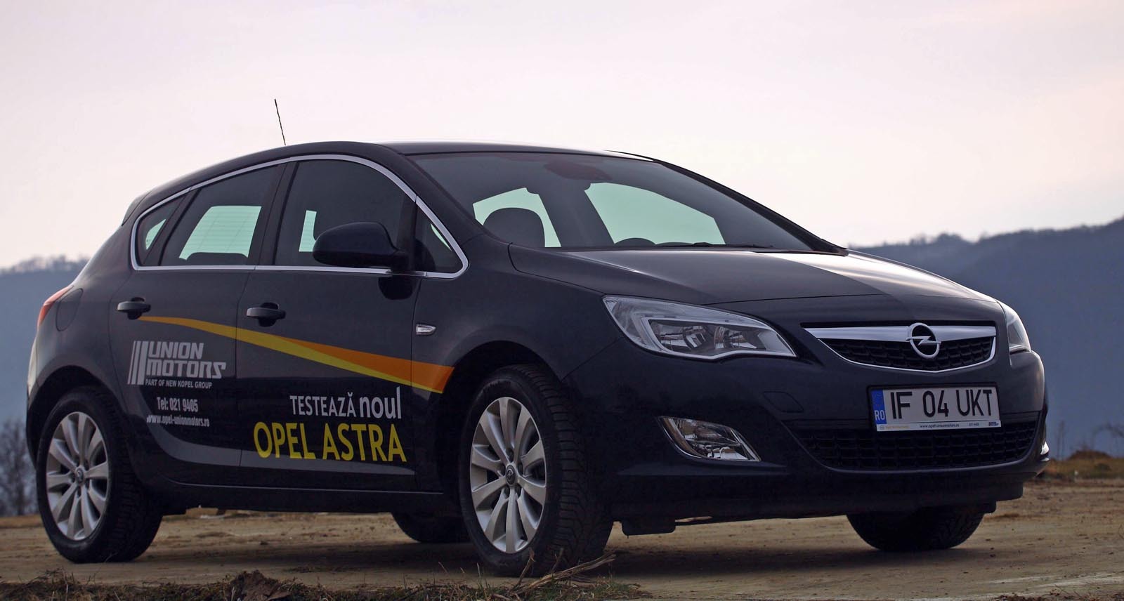Opel Astra are un design echilibrat si fluid, parand o creatie a designerilor... francezi