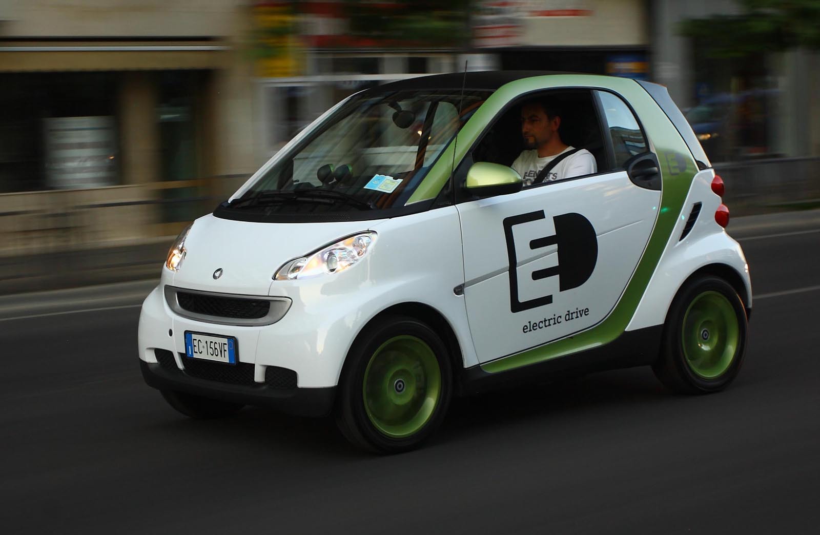 smart fortwo electric drive este placut de condus in regim urban