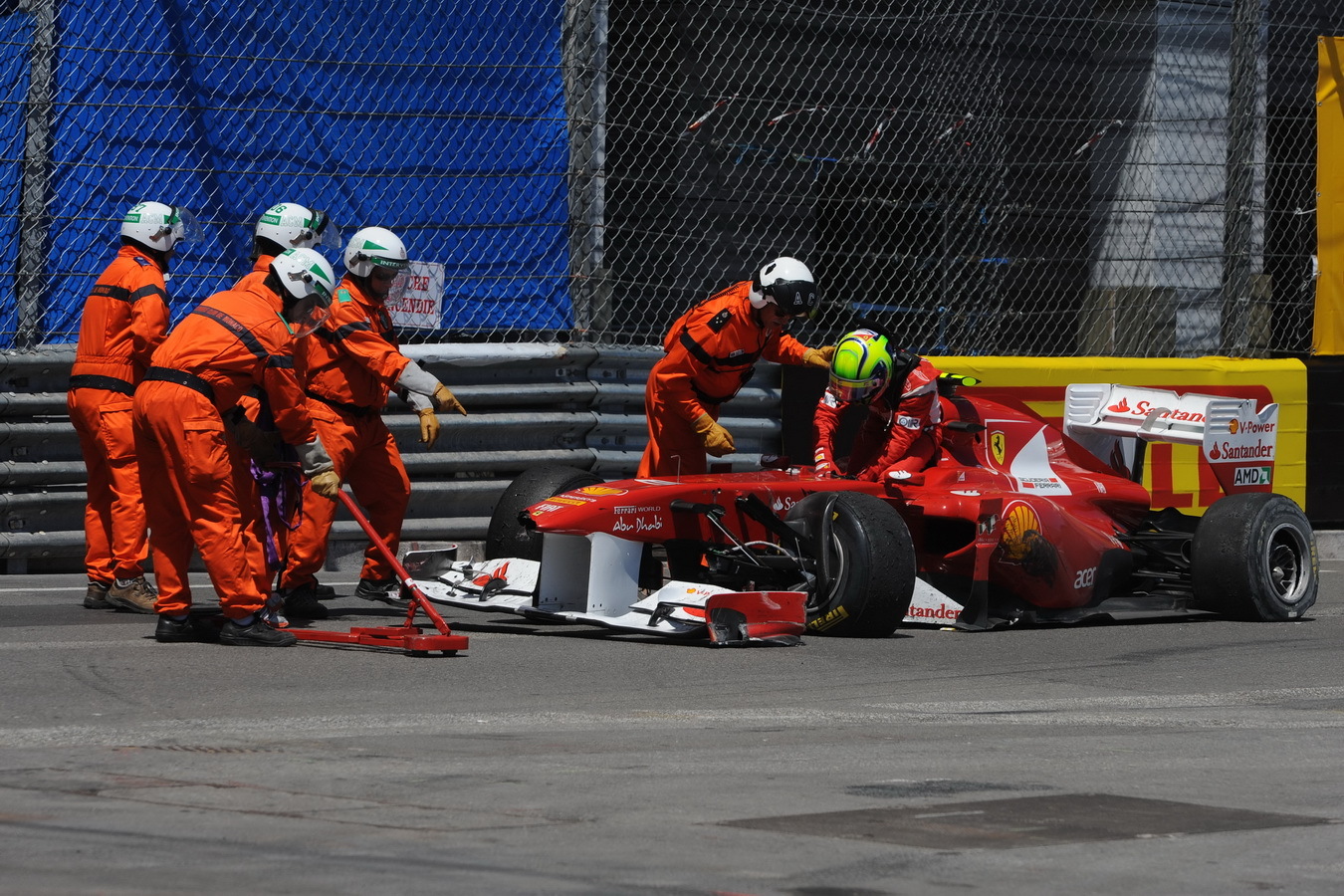 Abandonul lui Massa a adus Safety-Car-ul pe circuit