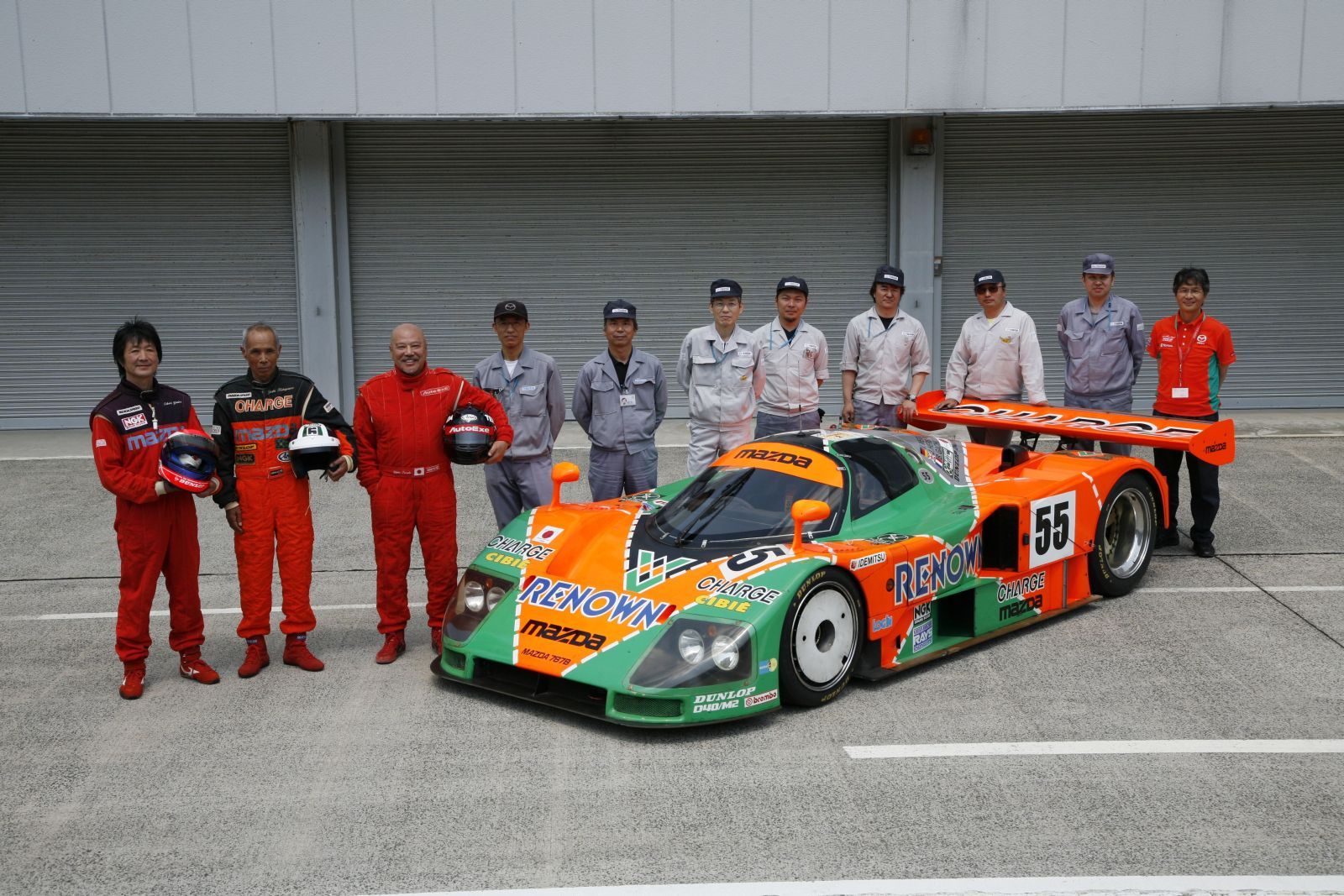 Echipa Mazda care a câştigat cursa de la Le Mans din 1991