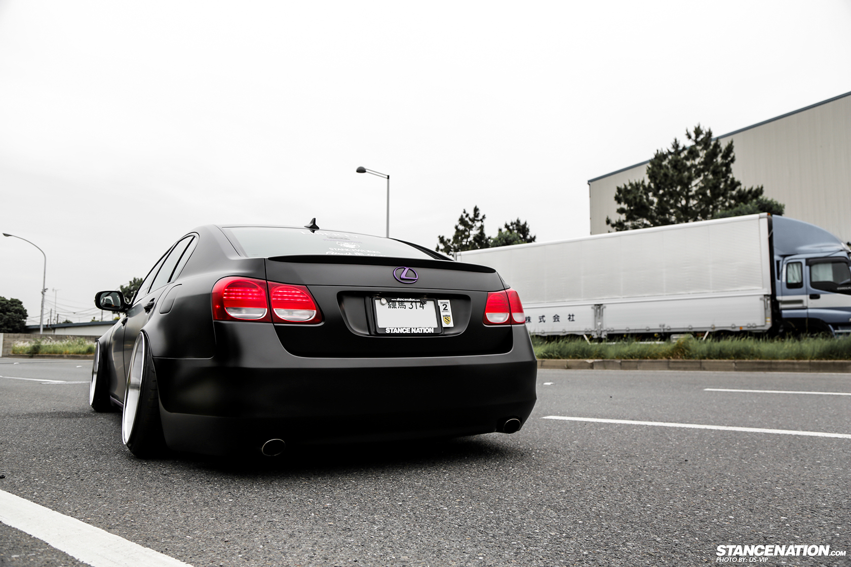 Oameni şi maşini: Lexus GS modificat de VIP-uri, pentru VIP-uri