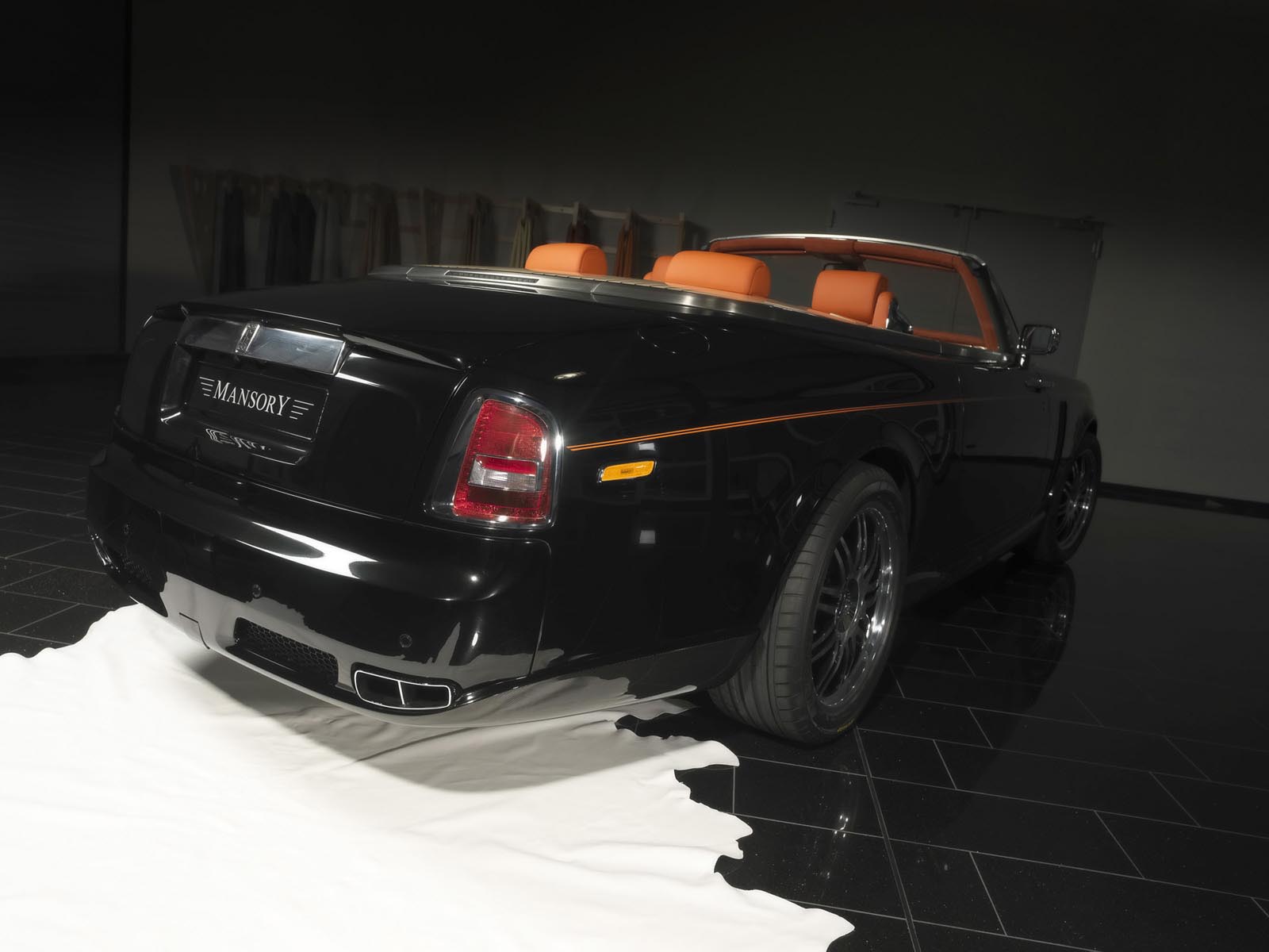 Rolls Royce Mansory - eleron şi mini-difuzor