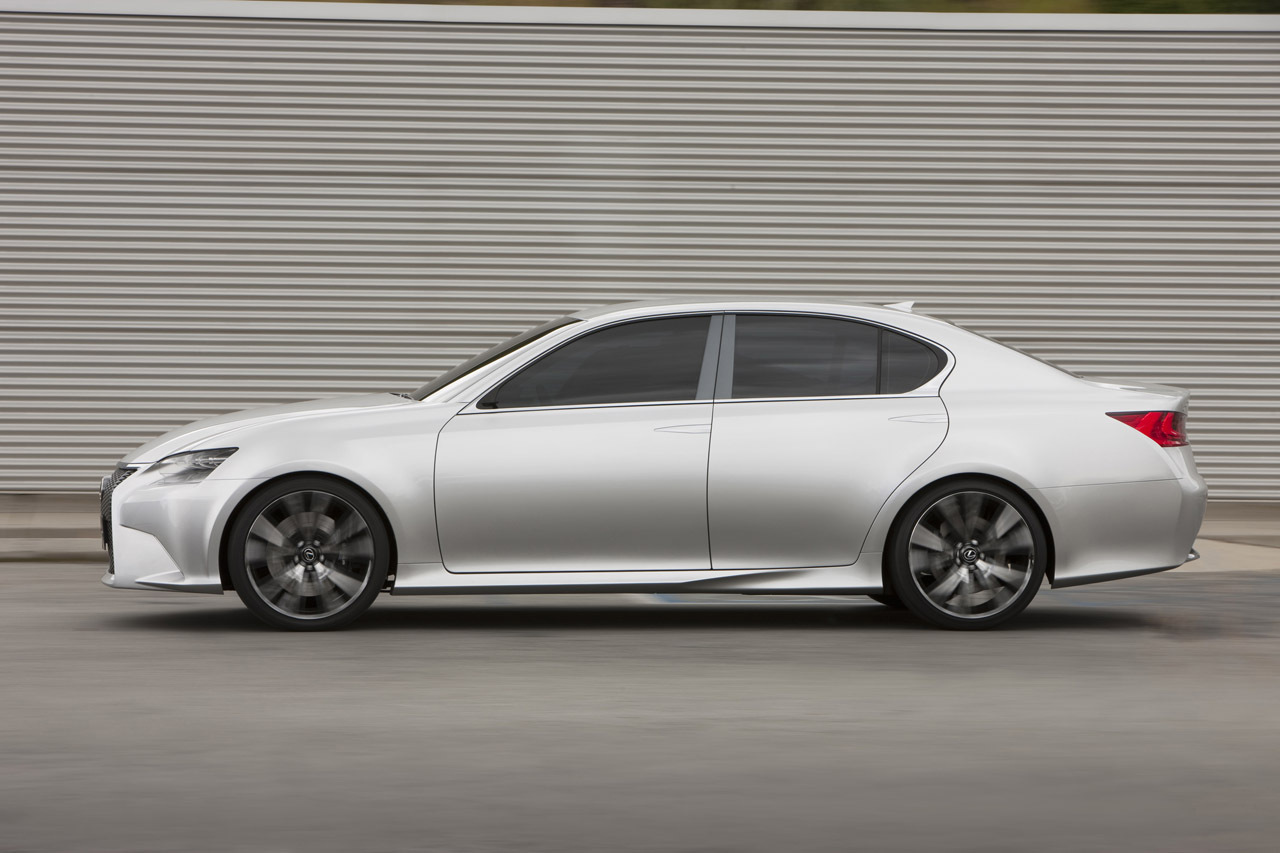 Lexus LF-Gh Concept prefigureaza noua generatie Lexus GS