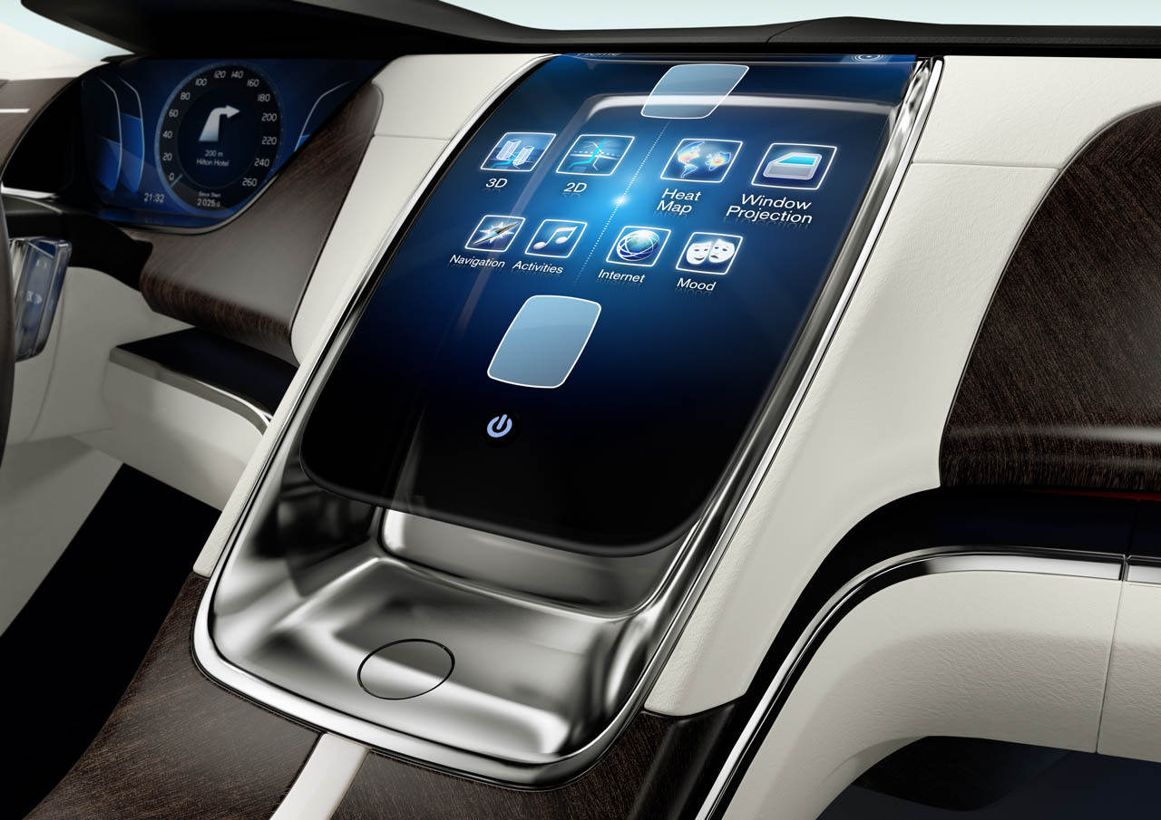 In Volvo Concept Universe, butoanele conventionale sunt inlocuite de imense displayuri tactile