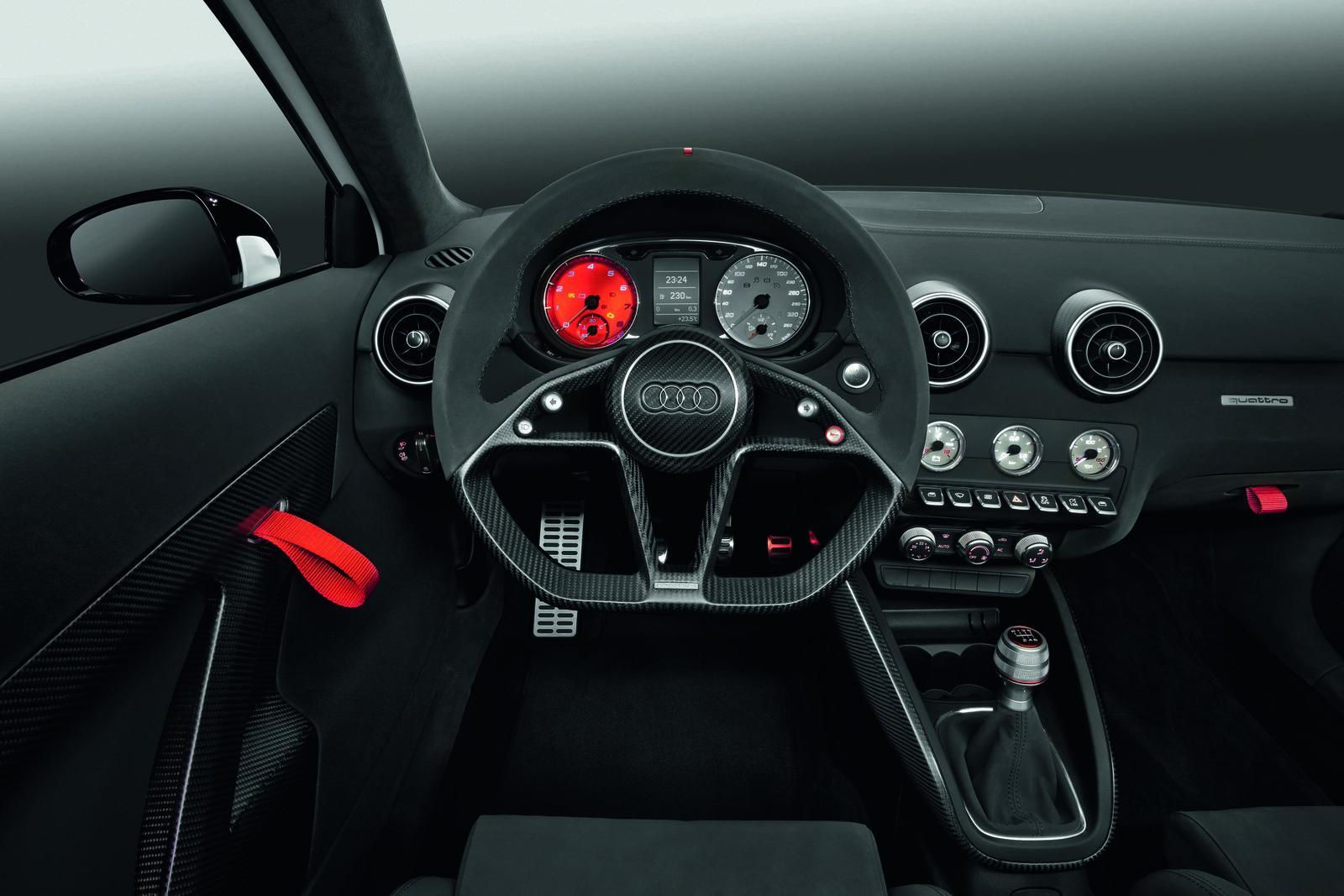 Cockpitul lui Audi A1 Clubsport quattro este pur si simplu racing
