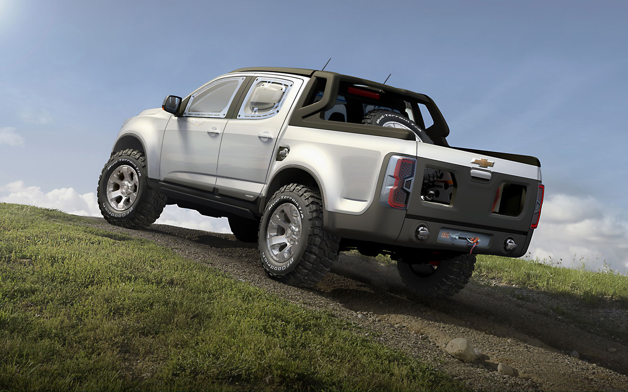 Chevrolet Colorado Rally Concept beneficiaza de accesorii interesante si foarte utile