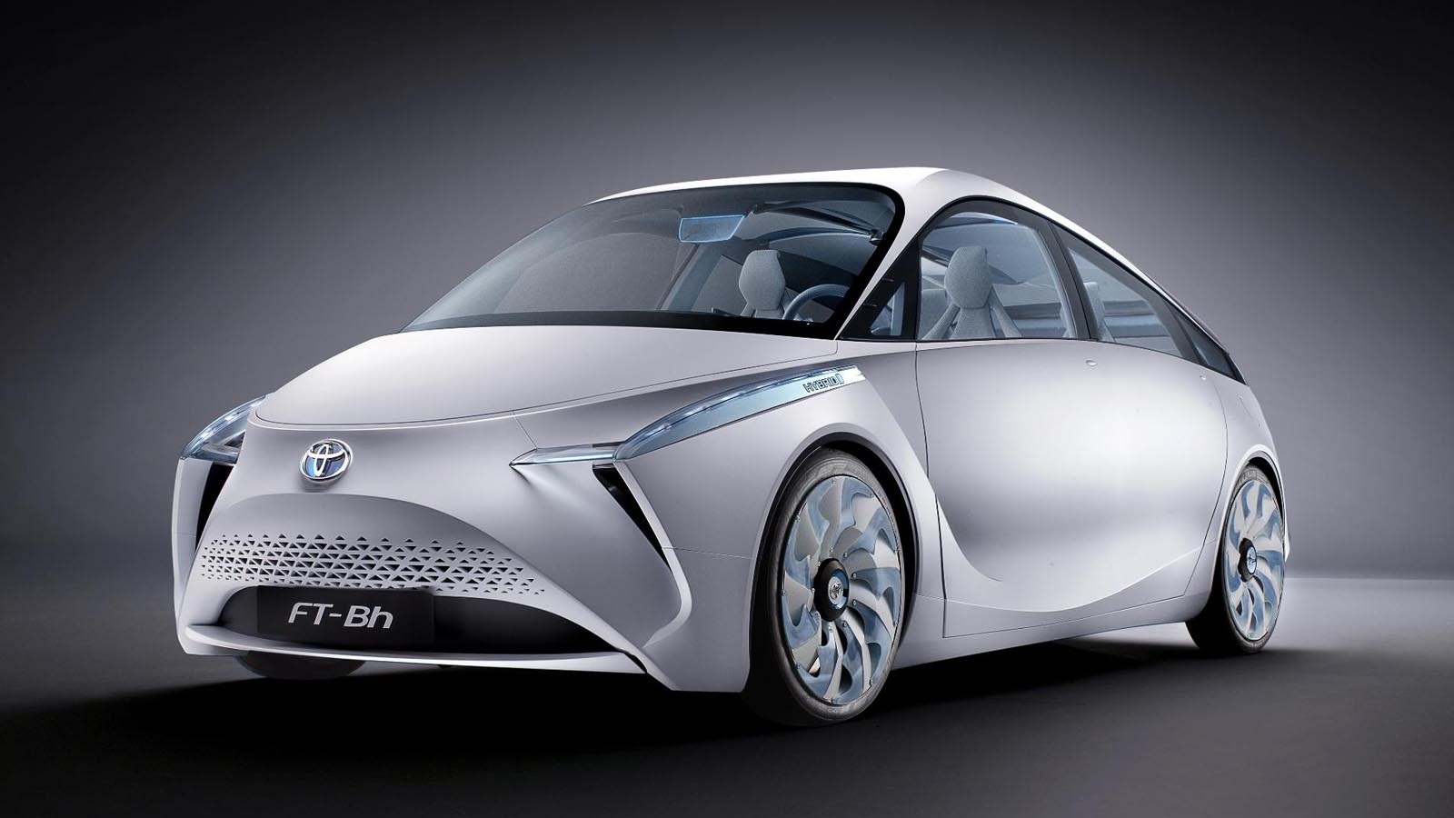 Designul ciudat al conceptului Toyota FT-Bh se conformeaza aerodinamicii